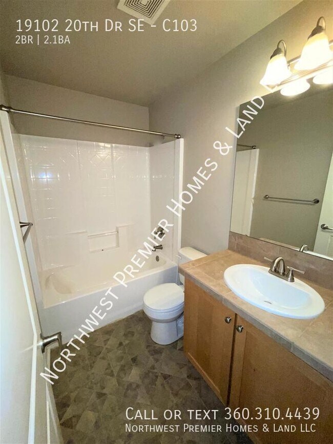 Building Photo - Silver Creek Crossing Condo