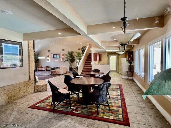 Building Photo - 4380 Sandy River Dr