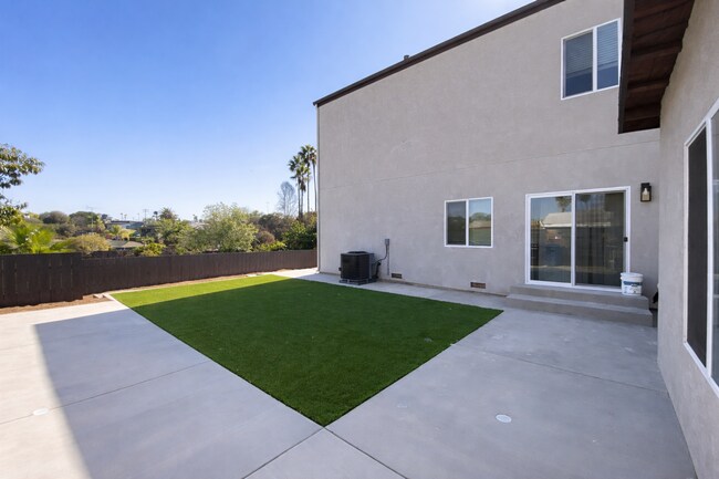 Building Photo - Newly Built (2022) 4BD/2BA