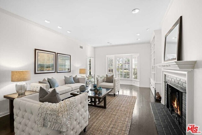 Building Photo - 523 Avondale Ave