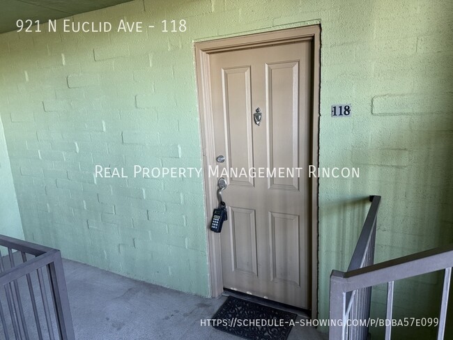 Primary Photo - 921 N Euclid Ave