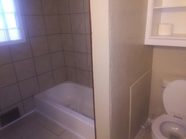 Building Photo - 4535 S Main St