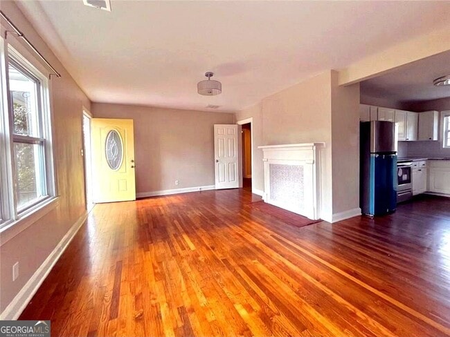 Building Photo - 1449 Lynford Dr SW