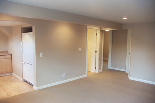 Building Photo - 2 Bedroom Duplex Apartment near Green Lake!