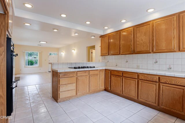 Building Photo - 385 Eaton Dr