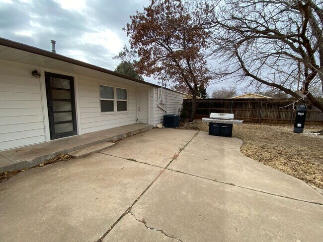 Building Photo - Tech Terrace PRE-LEASE