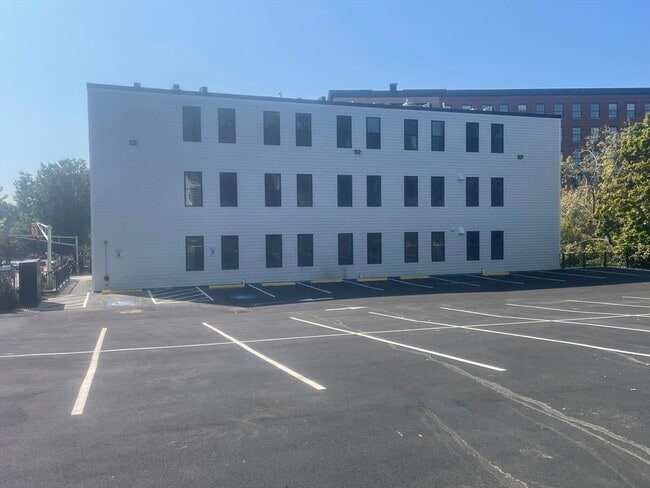 Building Photo - 66 Emerson St