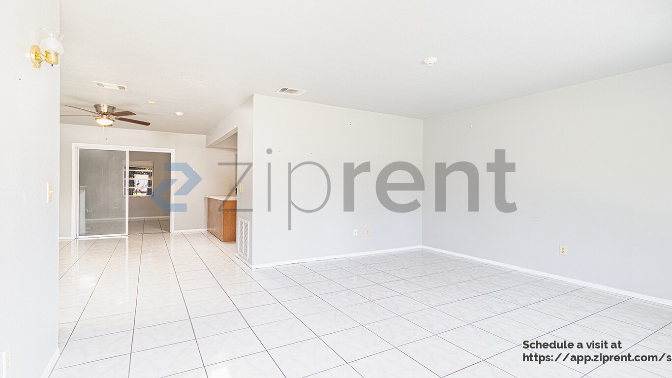 Building Photo - 839 Chelsea Ave