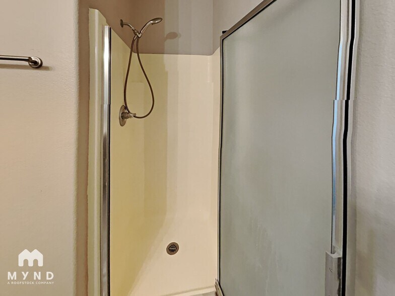 Building Photo - 4643 E Rousay Dr