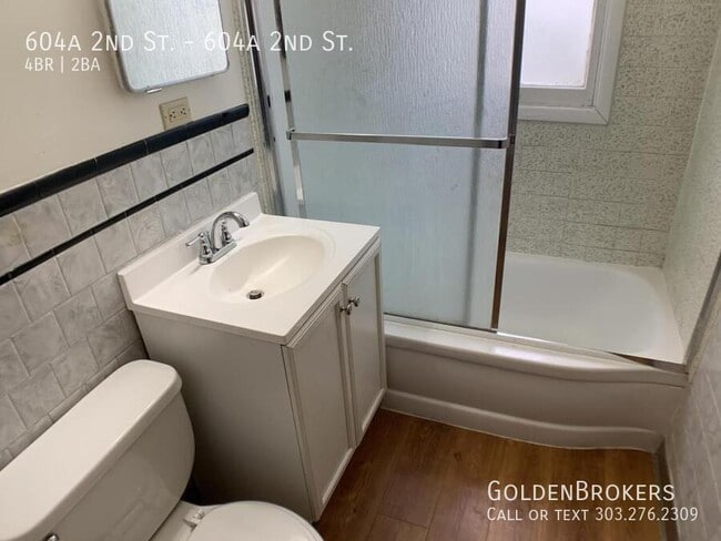 Building Photo - 604 2nd St