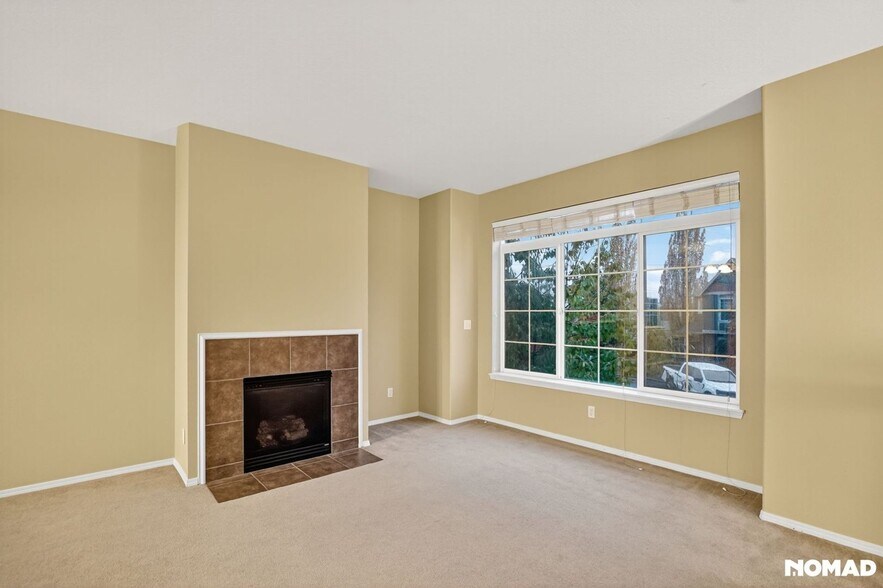 Building Photo - 2288 NW Oak Knoll Pl