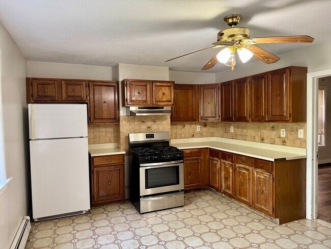 Building Photo - 230 Havre St