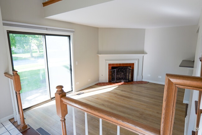 Building Photo - 1417 Queensgreen Cir
