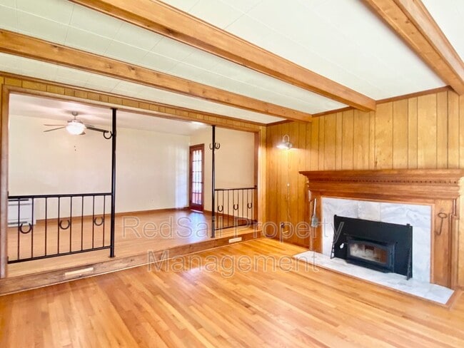 Building Photo - 315 Bunting Point Rd