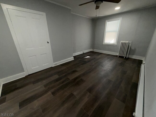 Building Photo - 57 Bridge St