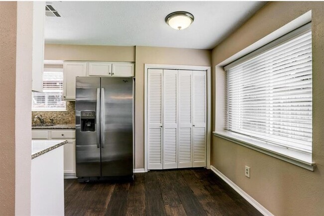 Building Photo - 13822 Wickersham Ln