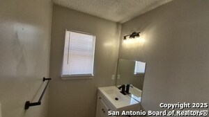 Building Photo - 11914 Alamo Blanco St