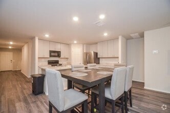 Building Photo - 2250 Yelverton Ter Trl
