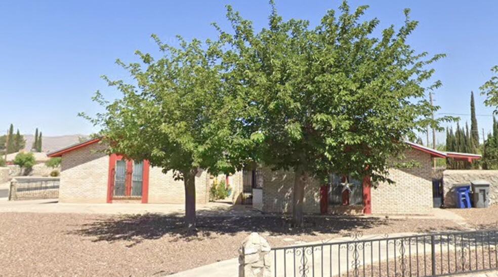 Primary Photo - 9303 Aquarius Ln