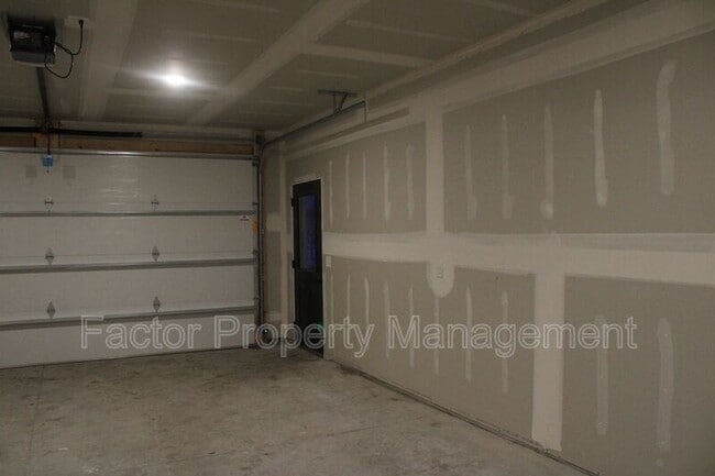 Building Photo - 3124 Scotch Ln