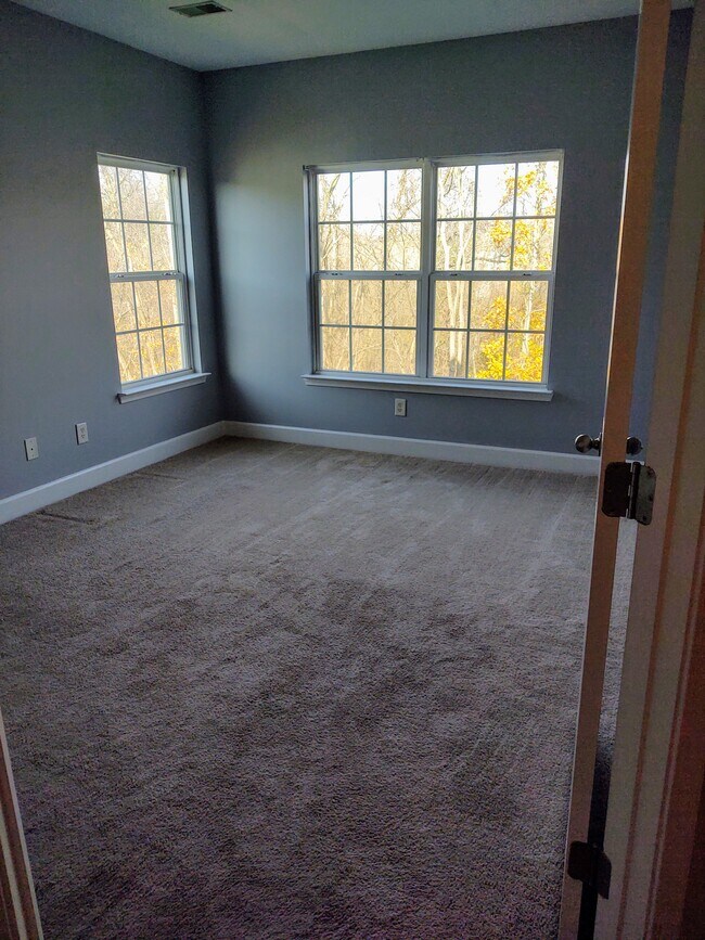 Building Photo - 7221 Althorp Way