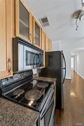 Building Photo - 5539 Pershing Ave