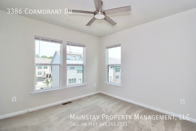 Building Photo - 2022 New Construction Townhome in Watershe...