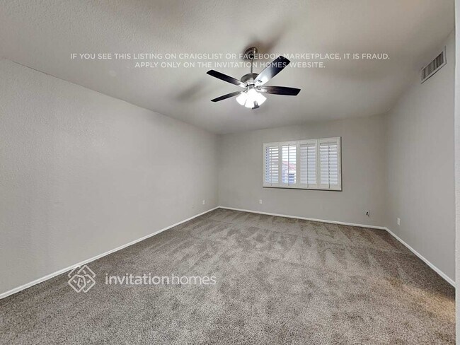 Building Photo - 1339 E Park Ave