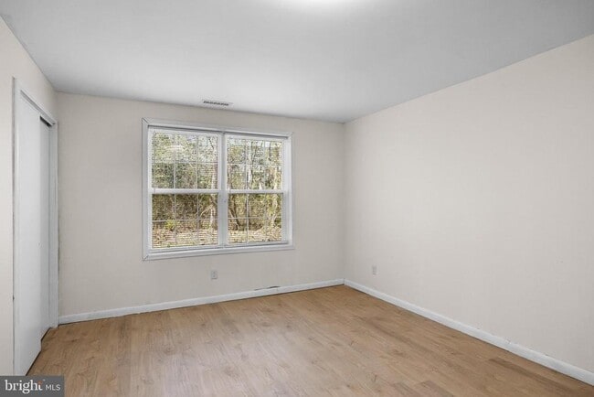 Building Photo - 703 Quail Rd