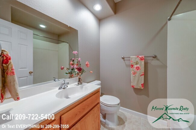 Building Photo - 3841 Tern Ct