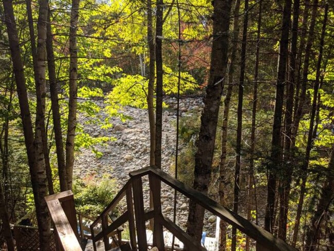 Building Photo - 140 Paquette Cir