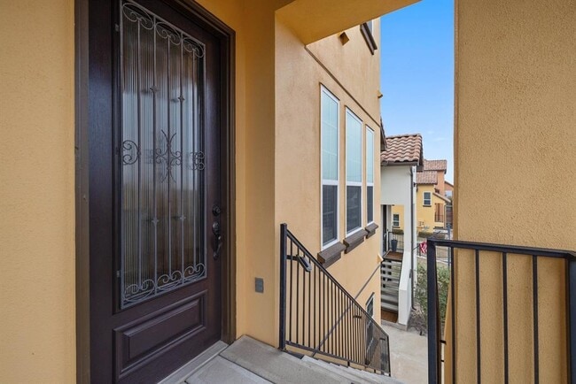 Building Photo - 11829 Terraza Cir