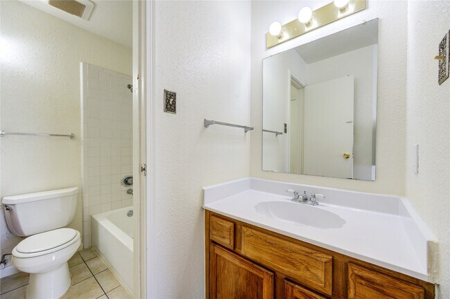 Building Photo - 6500 Sands Point Dr