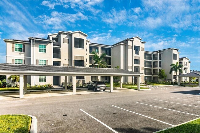 Building Photo - 12140 Wellen Golf St