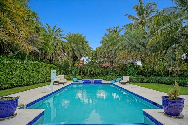 Building Photo - 3747 Prairie Ave