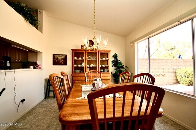 Building Photo - 6973 S Oakmont Dr