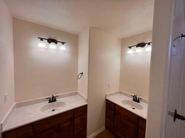 Building Photo - 1012 Damascus Dr