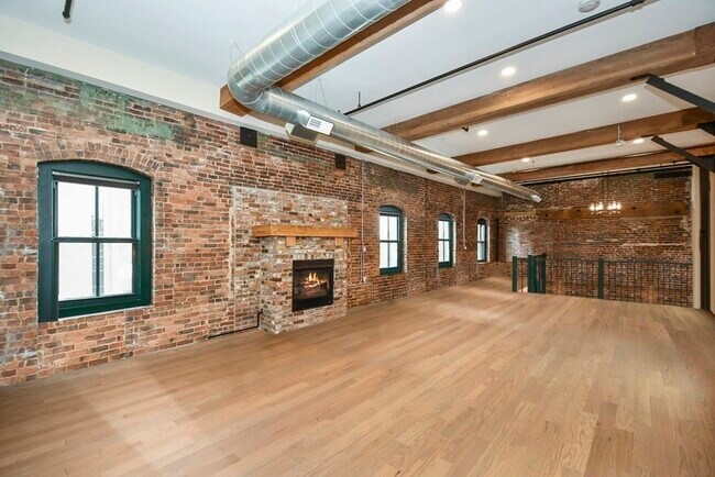 Building Photo - 17 Kearney Square