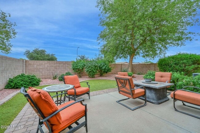 Building Photo - 20341 N 105th Ave