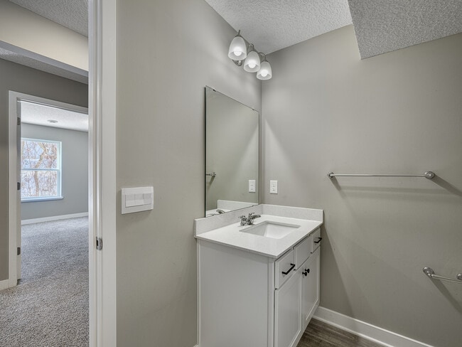 Building Photo - 14377 Fernbrook Ln N