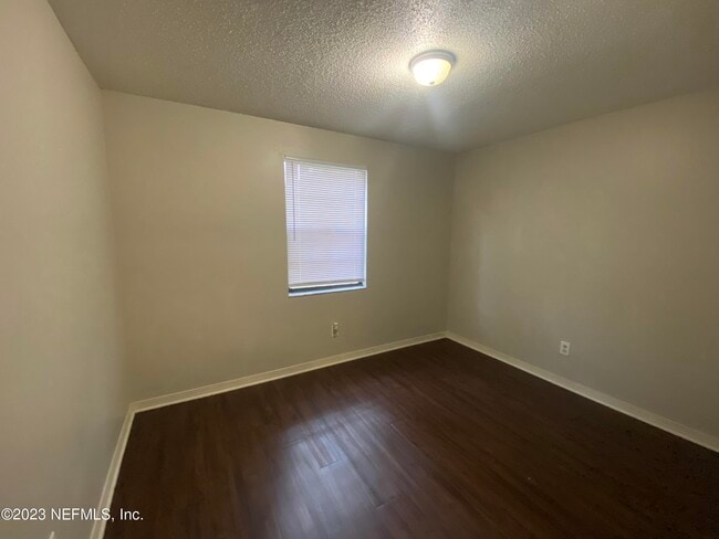 Building Photo - 469 Crabapple Ct