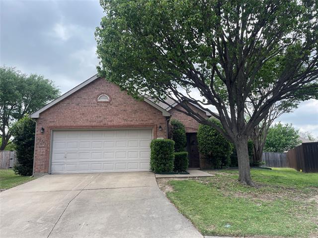 Building Photo - 6420 Lasalle Ln