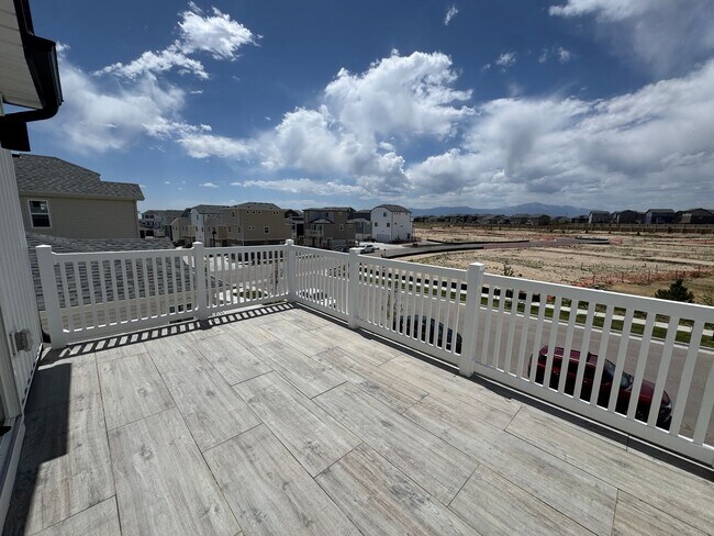 Building Photo - Modern 3-Level Home with Dual Balconies, Open Floor Plan & Bonus Flex Space