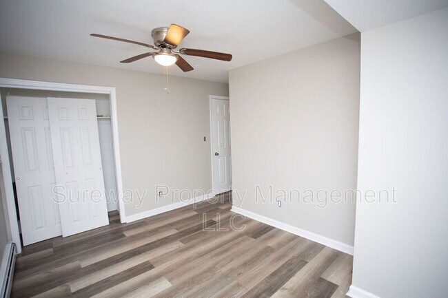 Building Photo - 19 Estate Rd