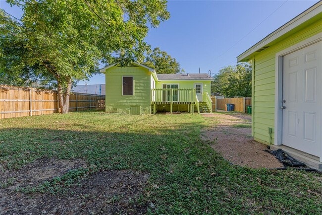 Building Photo - 2946 Pannell St