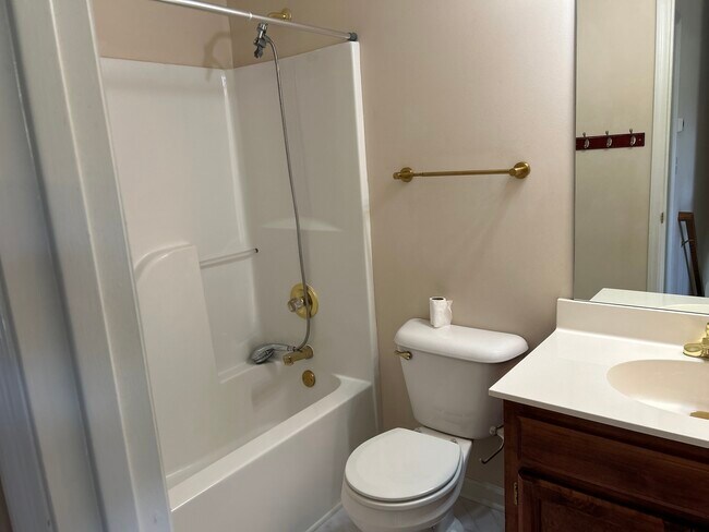 Building Photo - 2731 New Port Royal Rd