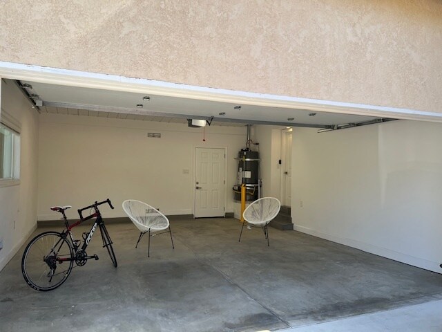 Building Photo - 2812 Anchor Ave