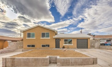 Building Photo - 4 bedroom with a basement and no HOA!