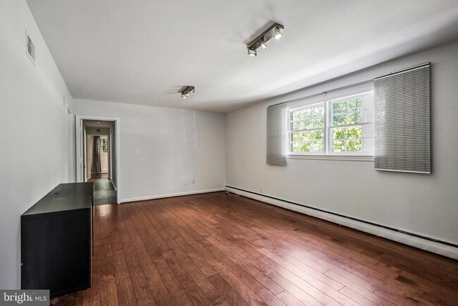 Building Photo - 9102 Old Mt Vernon Rd