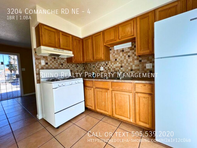Building Photo - 3204 Comanche Rd NE